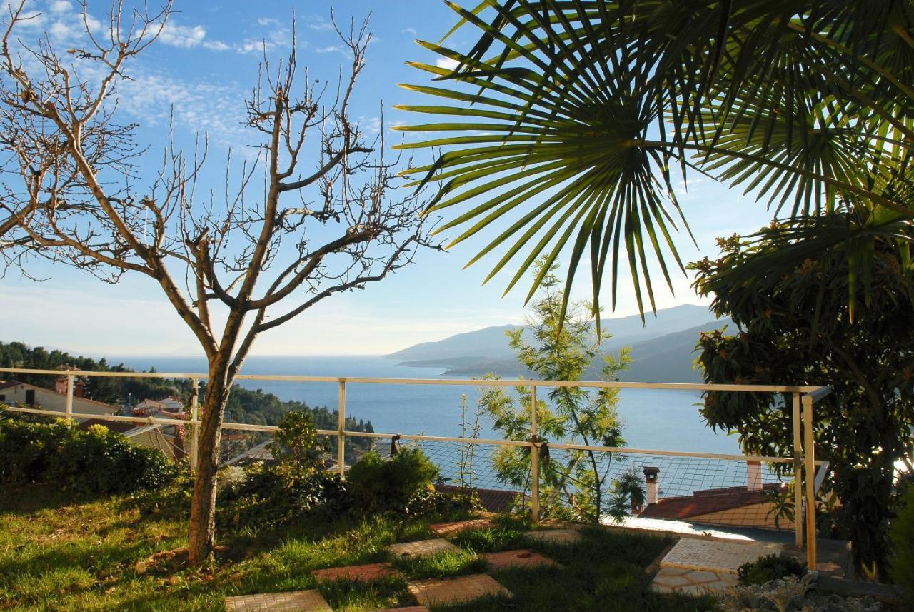 Apartments And Rooms With Parking Space Rabac, Labin - 12368 Eksteriør billede